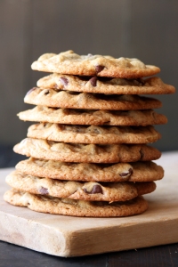 Crisp-and-Thin-Chocolate-Chip-Cookies-2